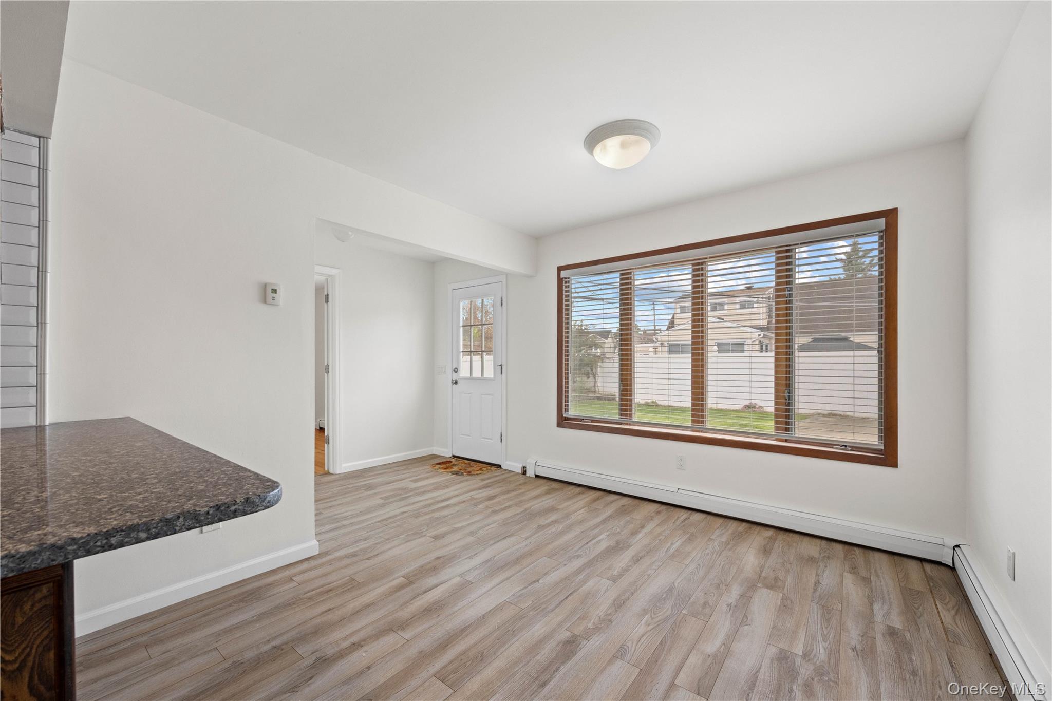 1051 Park Lane N – For Rent photo 10