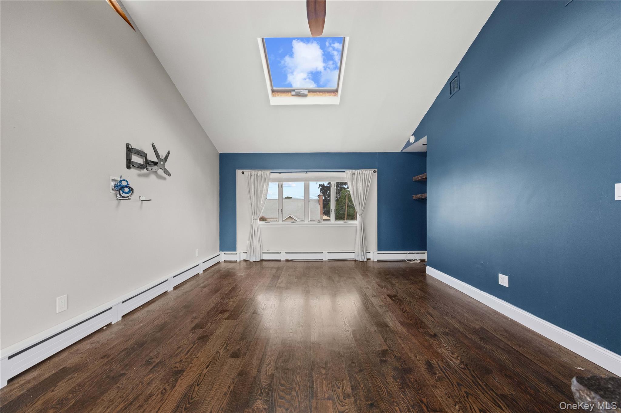 1051 Park Lane N – For Rent photo 19