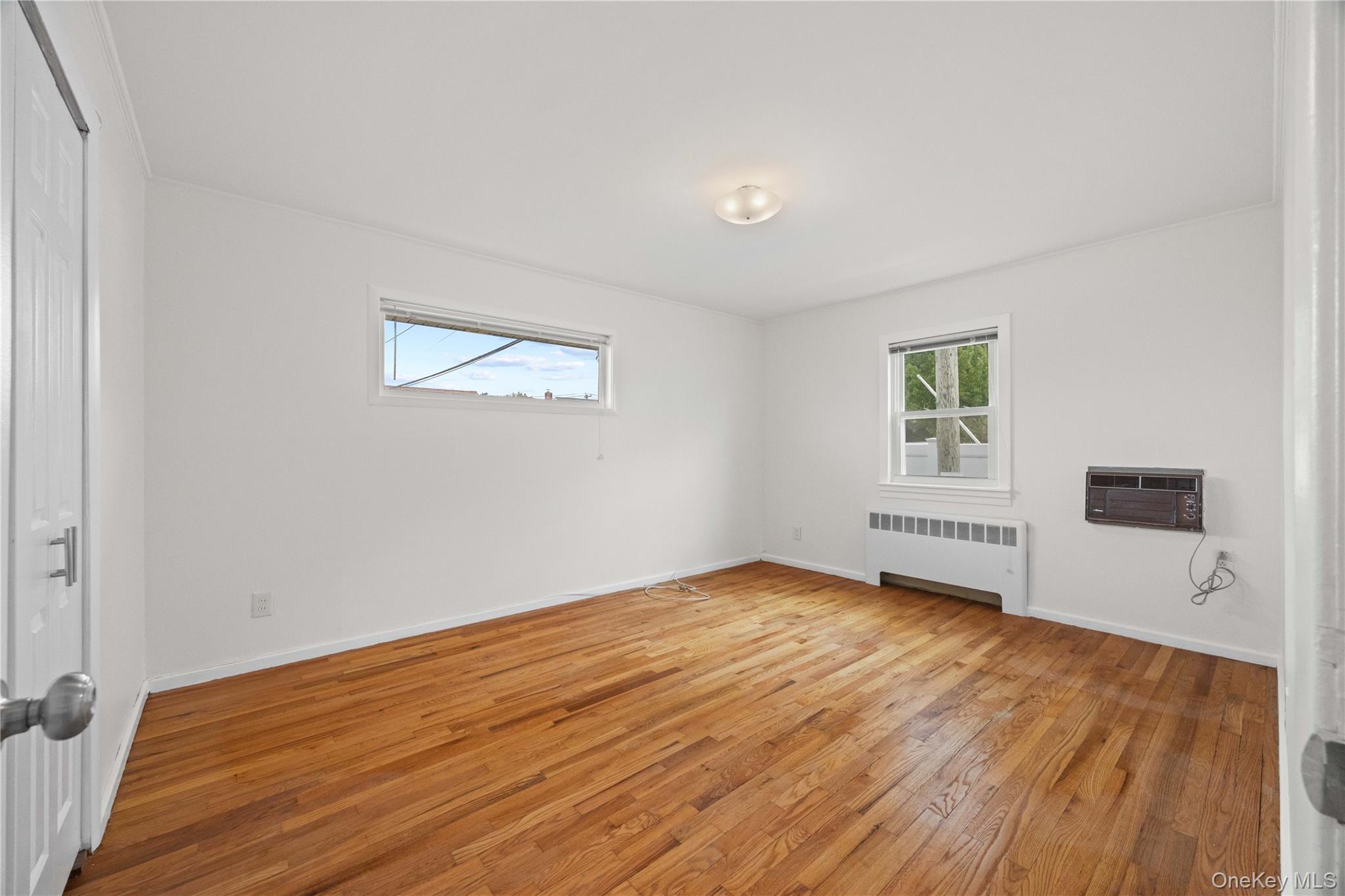 1051 Park Lane N – For Rent photo 16
