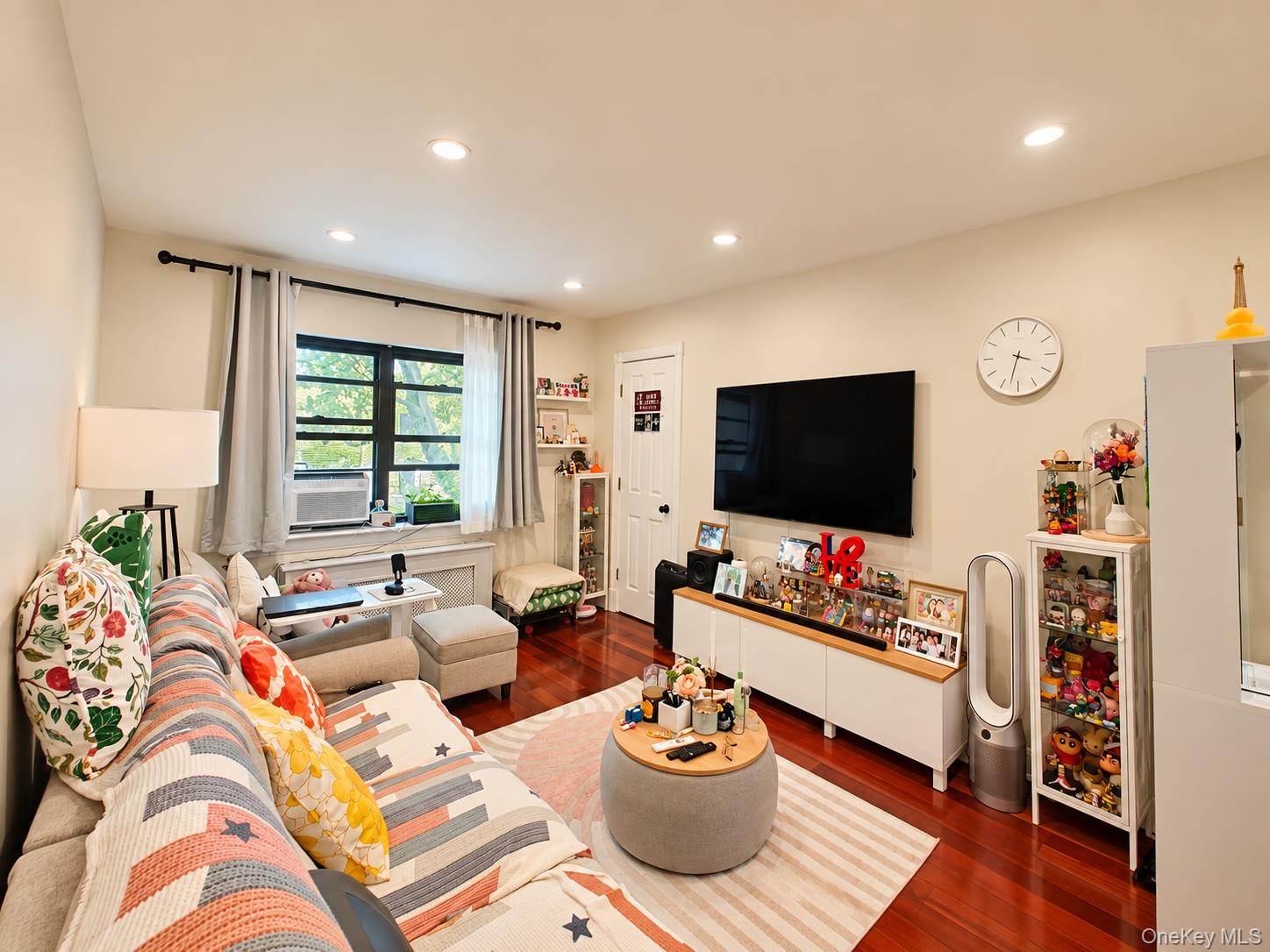 14742 72nd Avenue, Unit 191B photo 2
