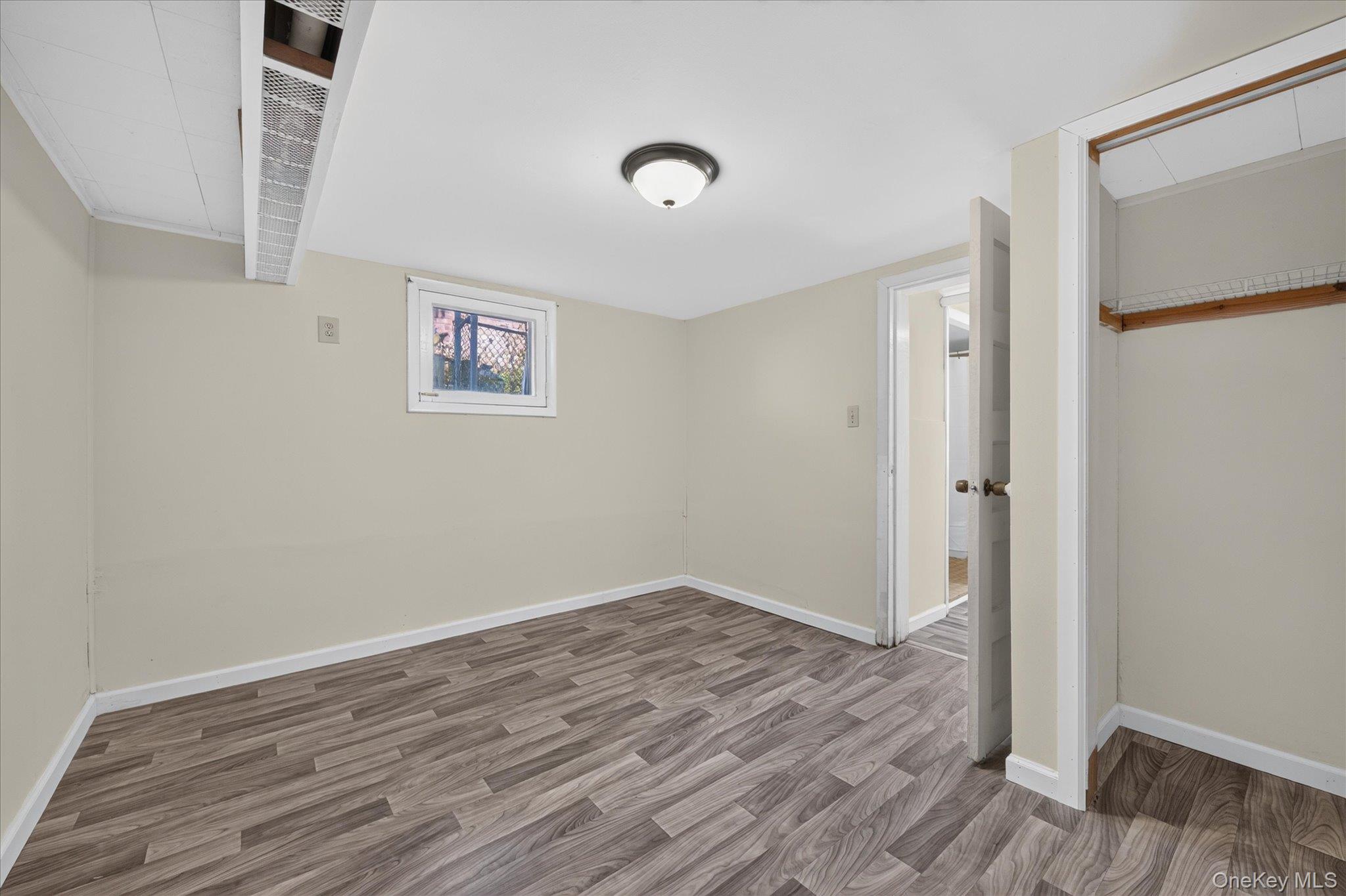 30 Dinan Street – For Rent photo 23