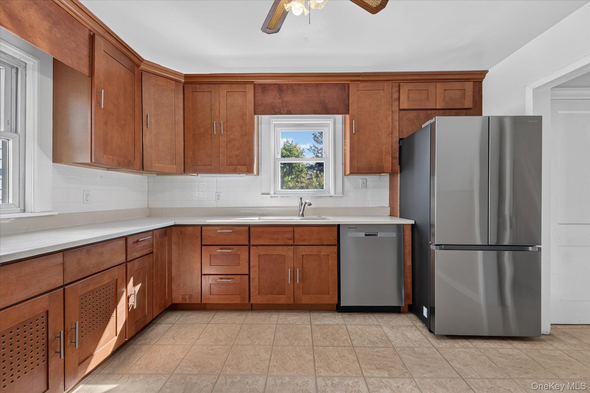 30 Dinan Street – For Rent photo 10