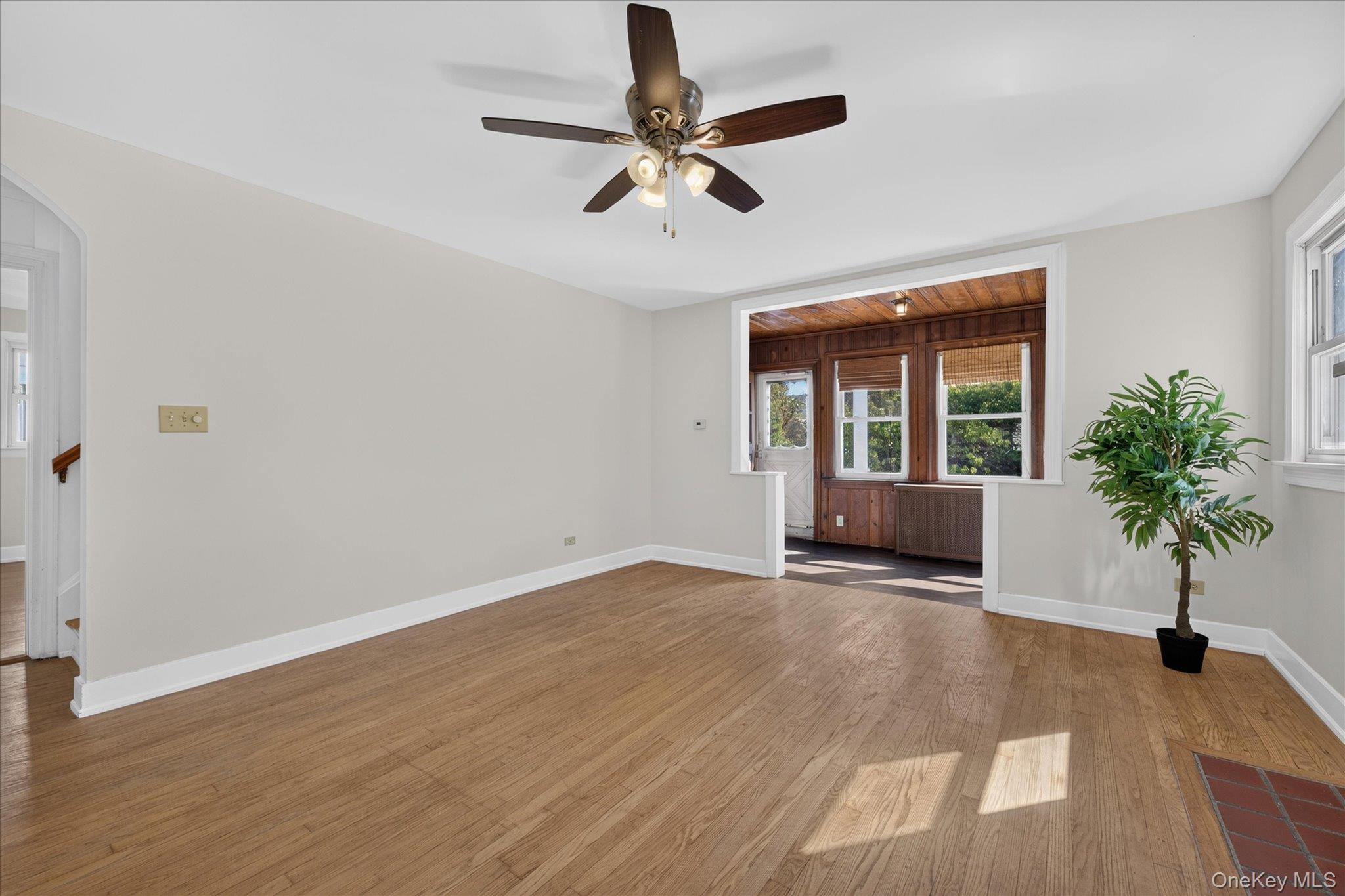 30 Dinan Street – For Rent photo 5