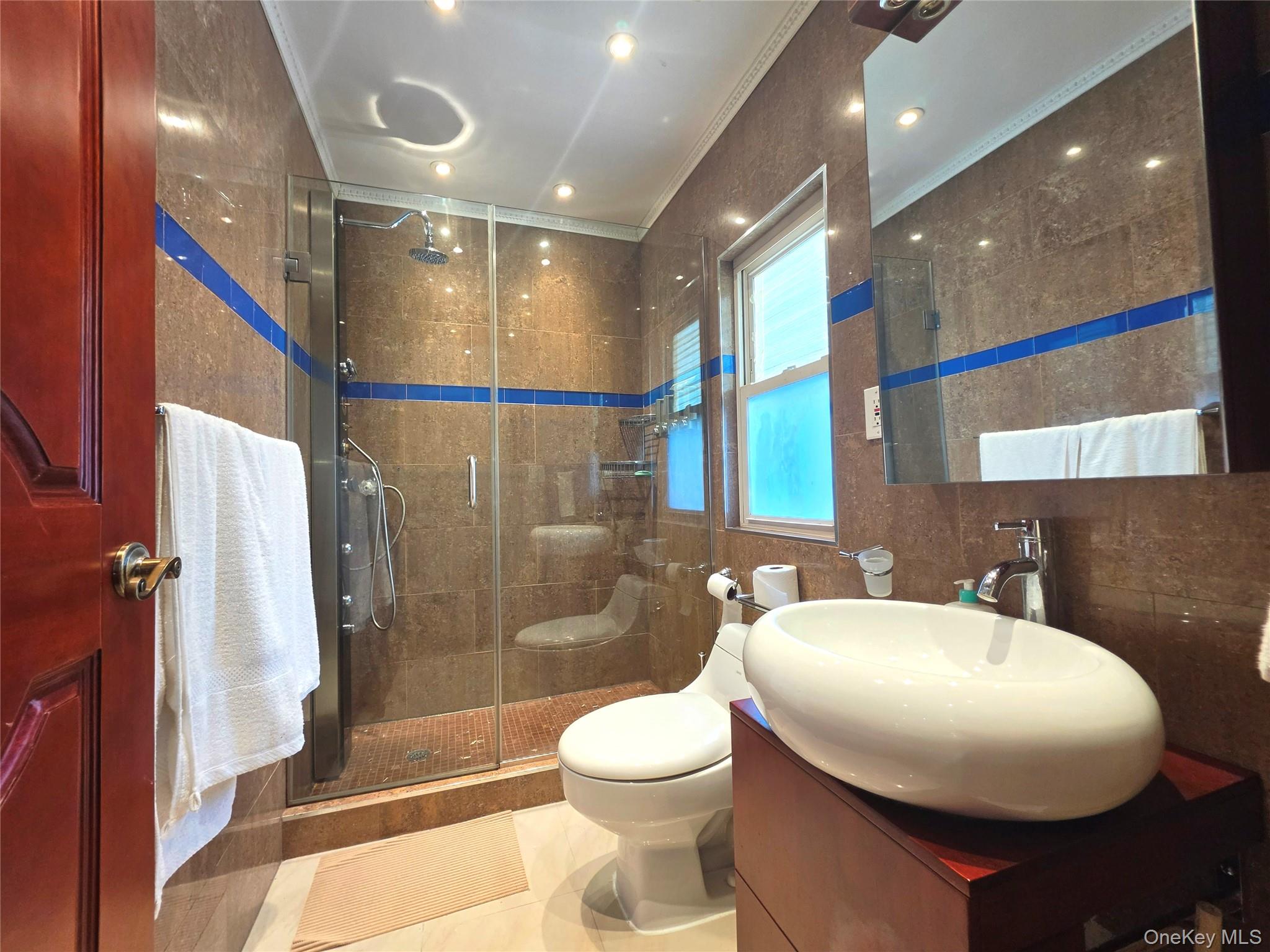 9051 52nd Avenue – For Rent photo 7