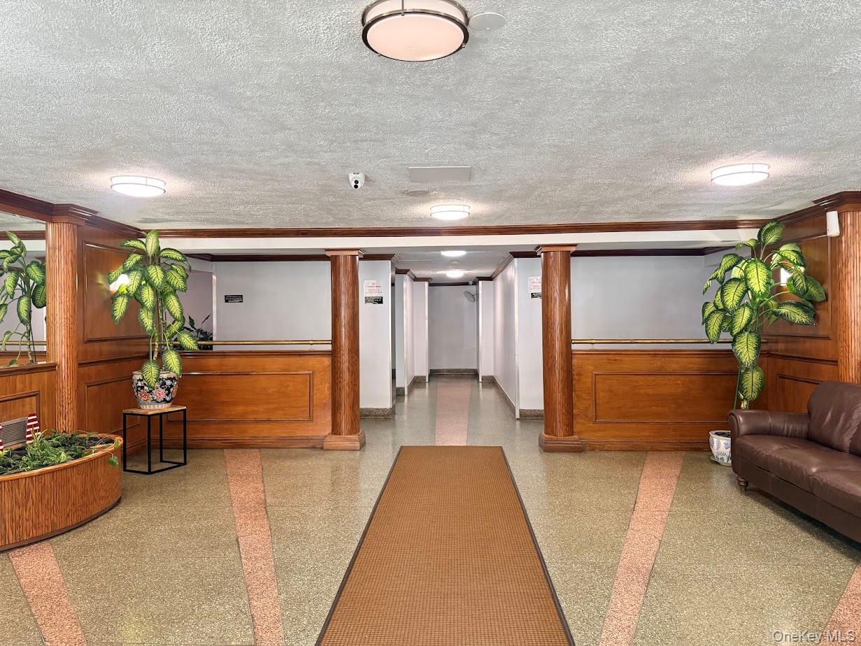 65-15 38th Avenue, Unit 6R photo 19