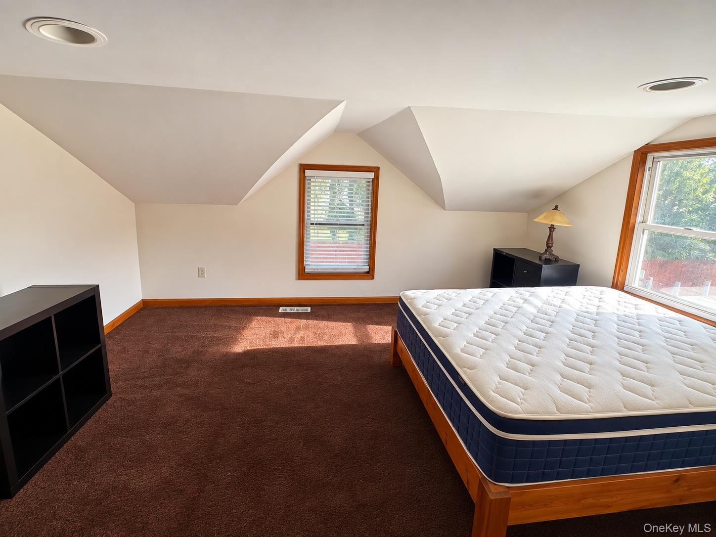74 Genung Street – For Rent photo 7