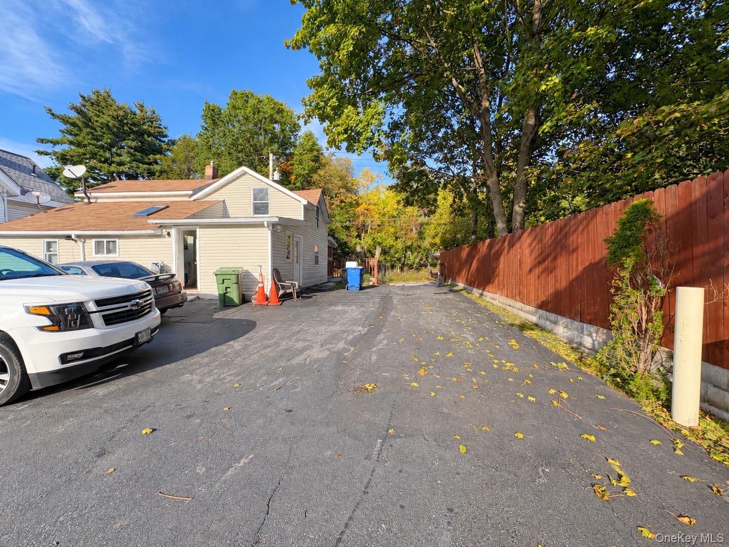 74 Genung Street – For Rent photo 12