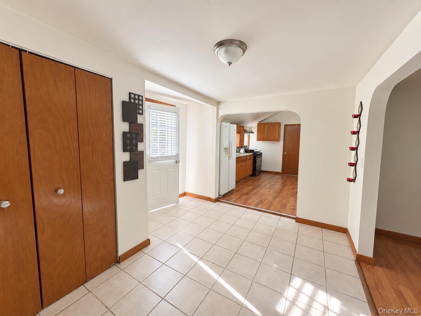 74 Genung Street – For Rent photo 3