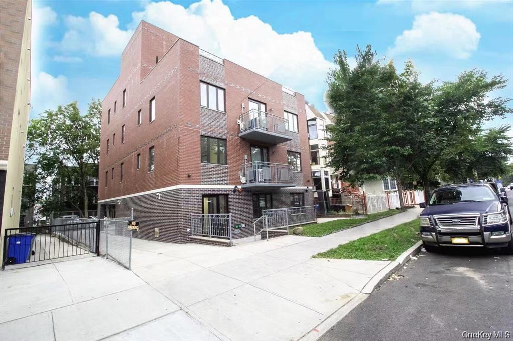 108-38 41st Avenue, Unit 1A photo 12