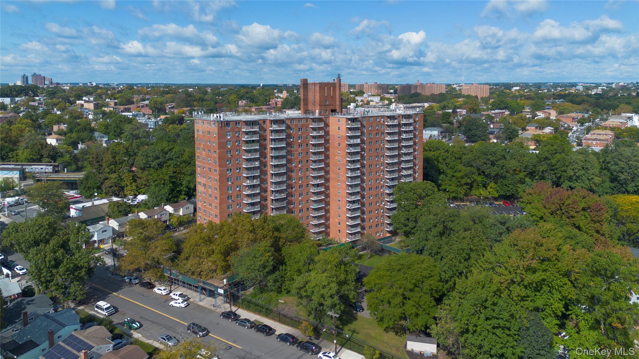 3410 De Reimer Avenue, Unit 12I photo 2