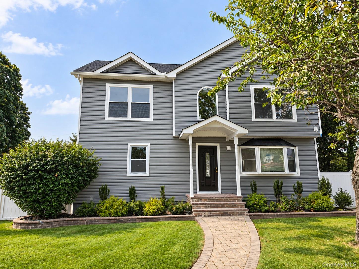 18 Hitchcock Lane – For Sale