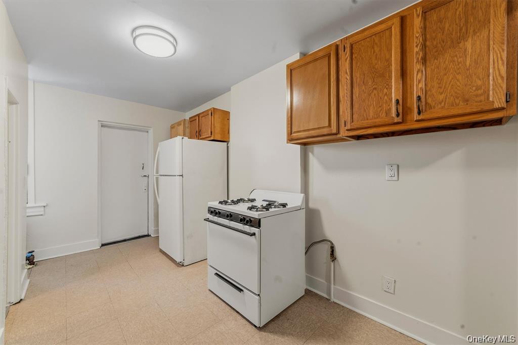 158 Willow Street, Unit 4B photo 4