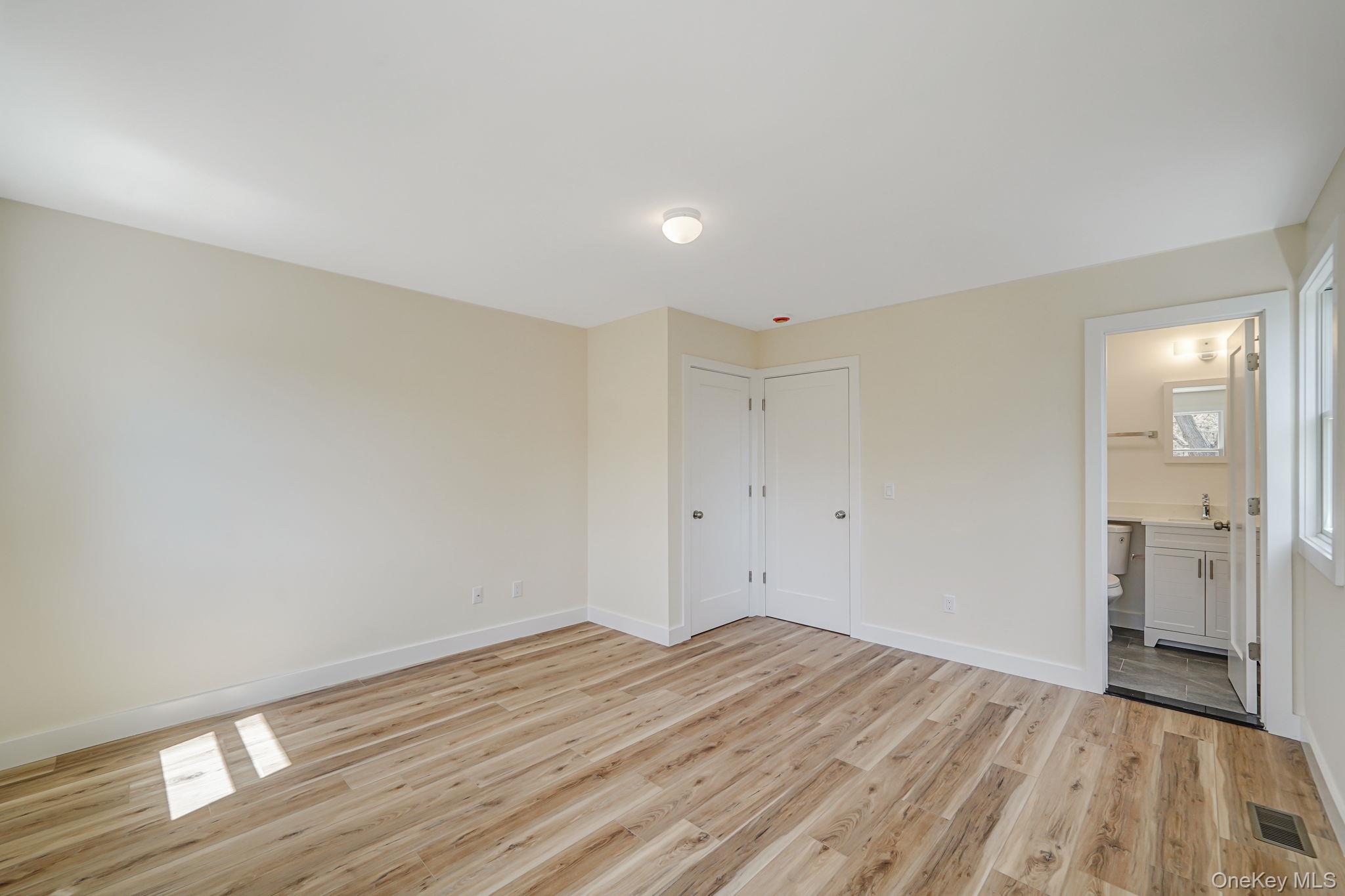 2939 N Wading River Road – For Sale photo 10