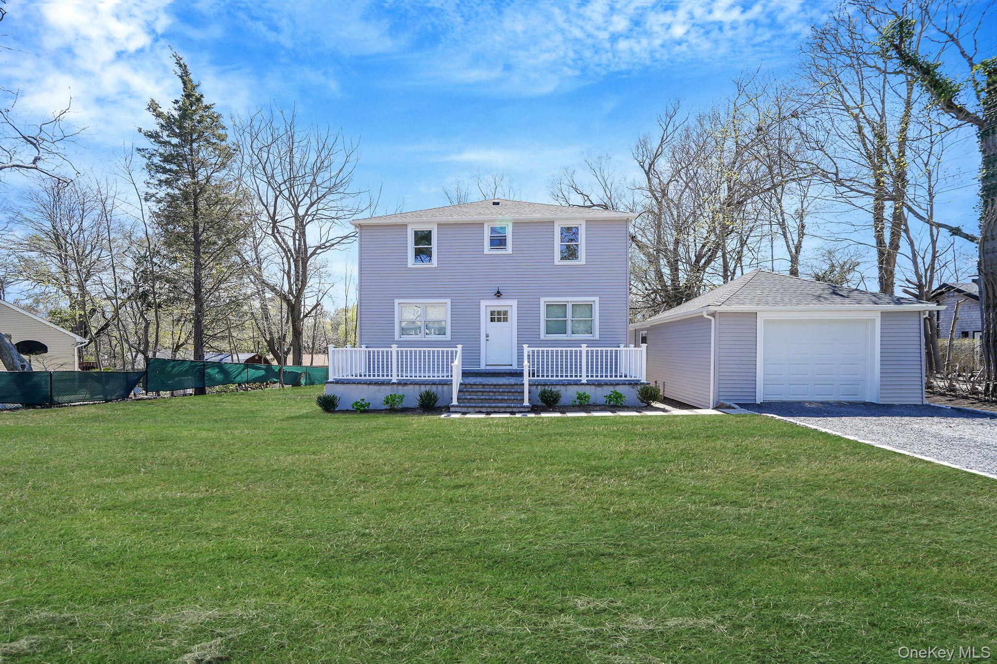 2939 N Wading River Road – For Sale