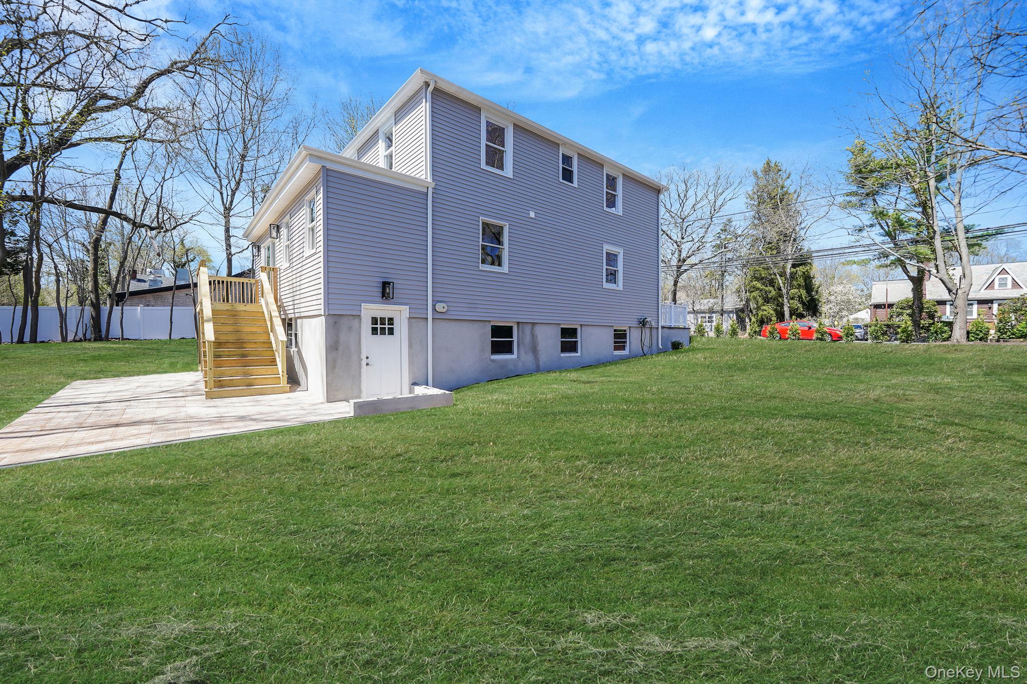 2939 N Wading River Road – For Sale photo 2