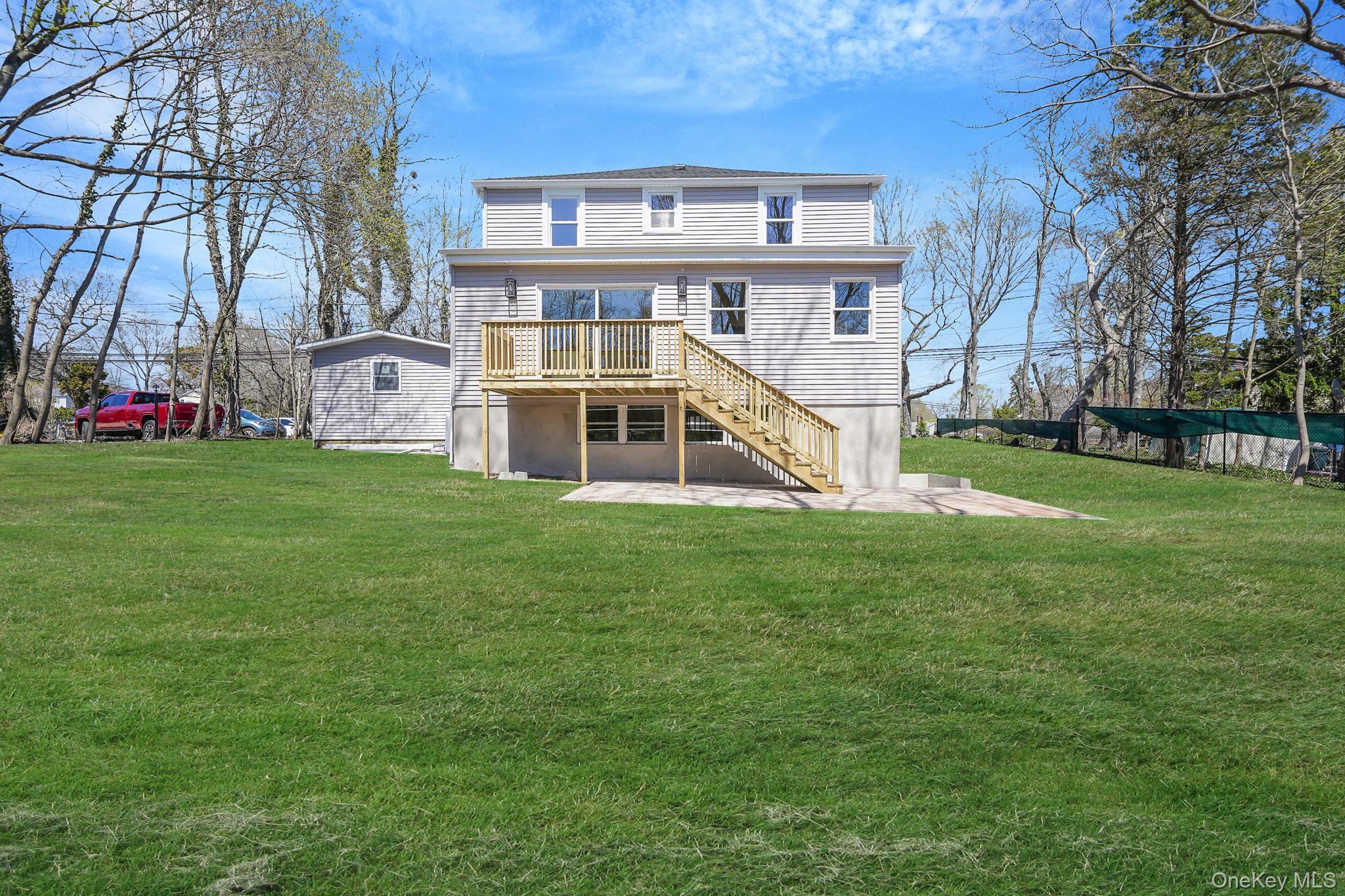 2939 N Wading River Road – For Sale photo 3