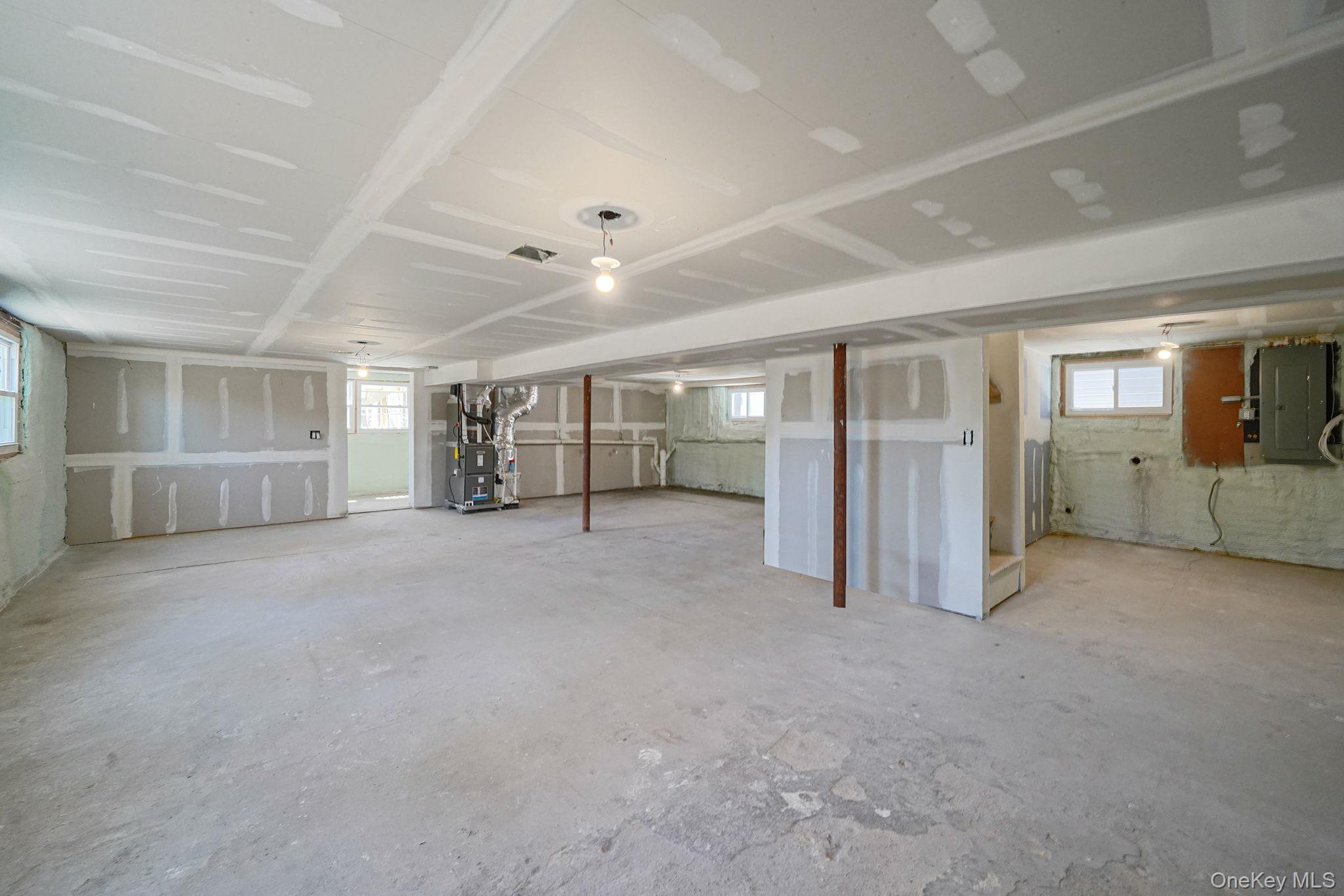 2939 N Wading River Road – For Sale photo 31