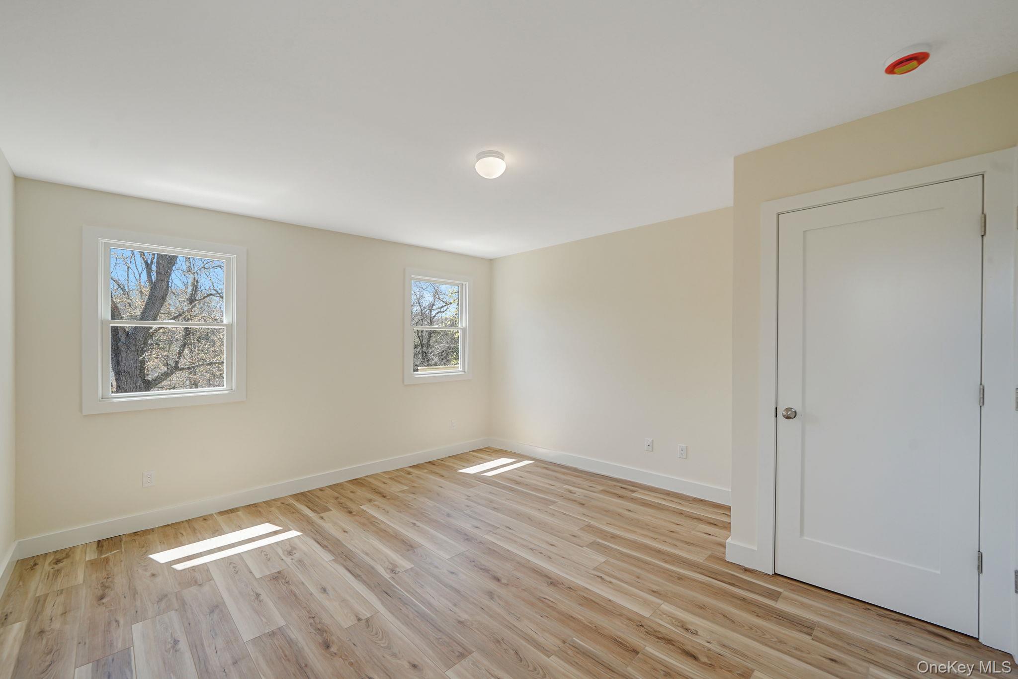 2939 N Wading River Road – For Sale photo 9