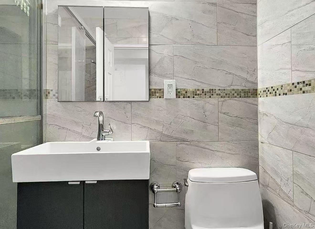 14055 34th Avenue, Unit 5B photo 9