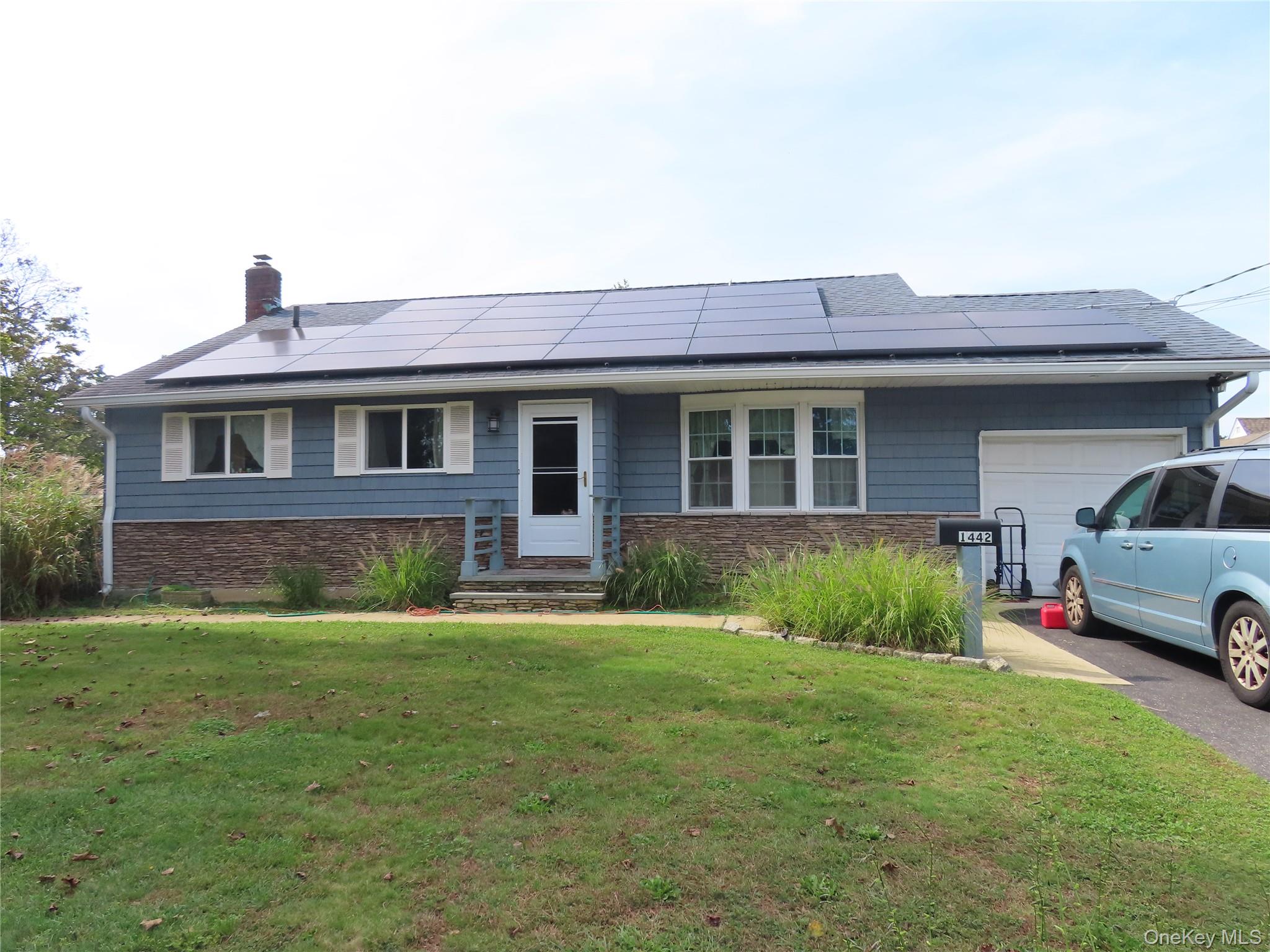 1442 Baldwin Boulevard – For Sale photo 2