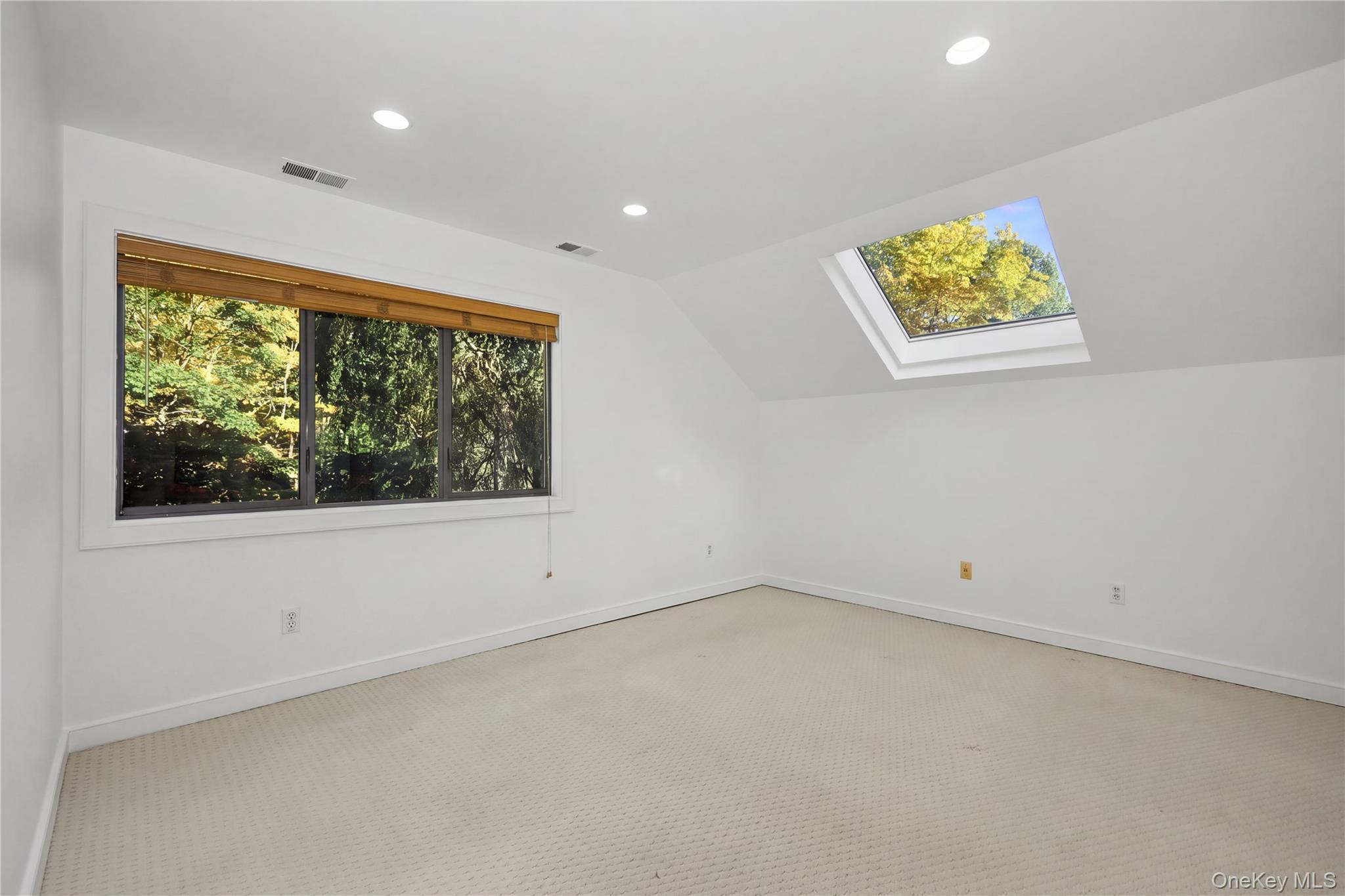4 Stone Hollow Way – For Sale photo 36