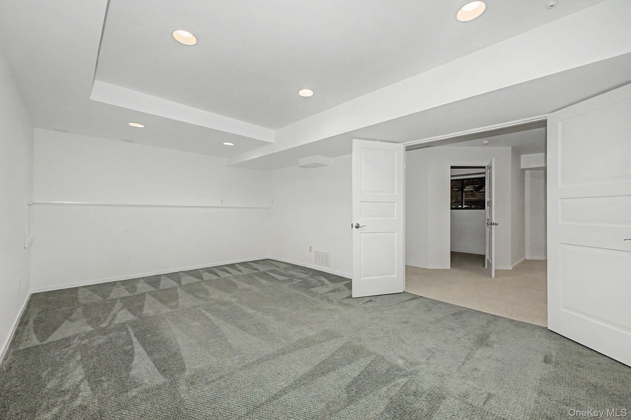 4 Stone Hollow Way – For Sale photo 39