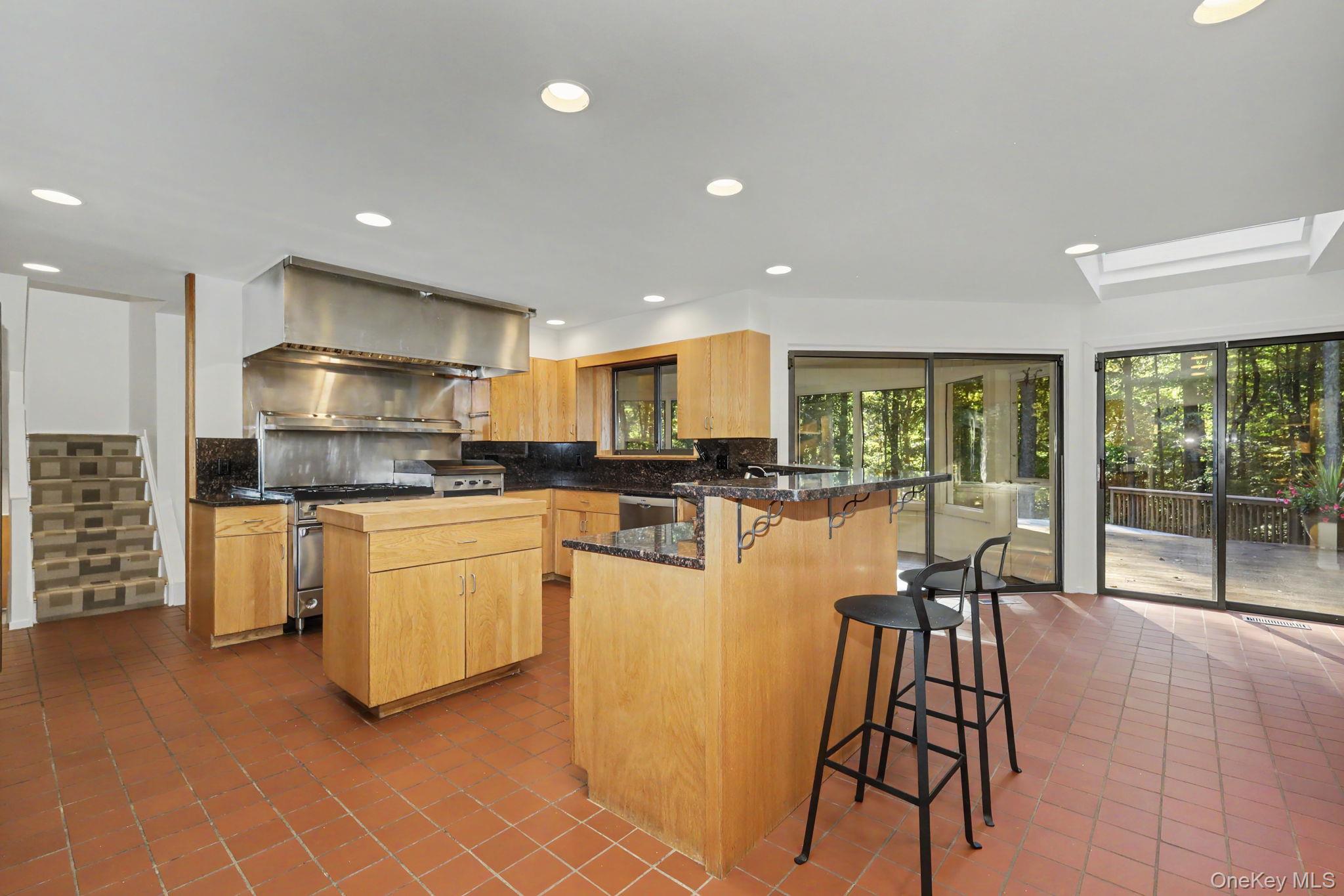 4 Stone Hollow Way – For Sale photo 11