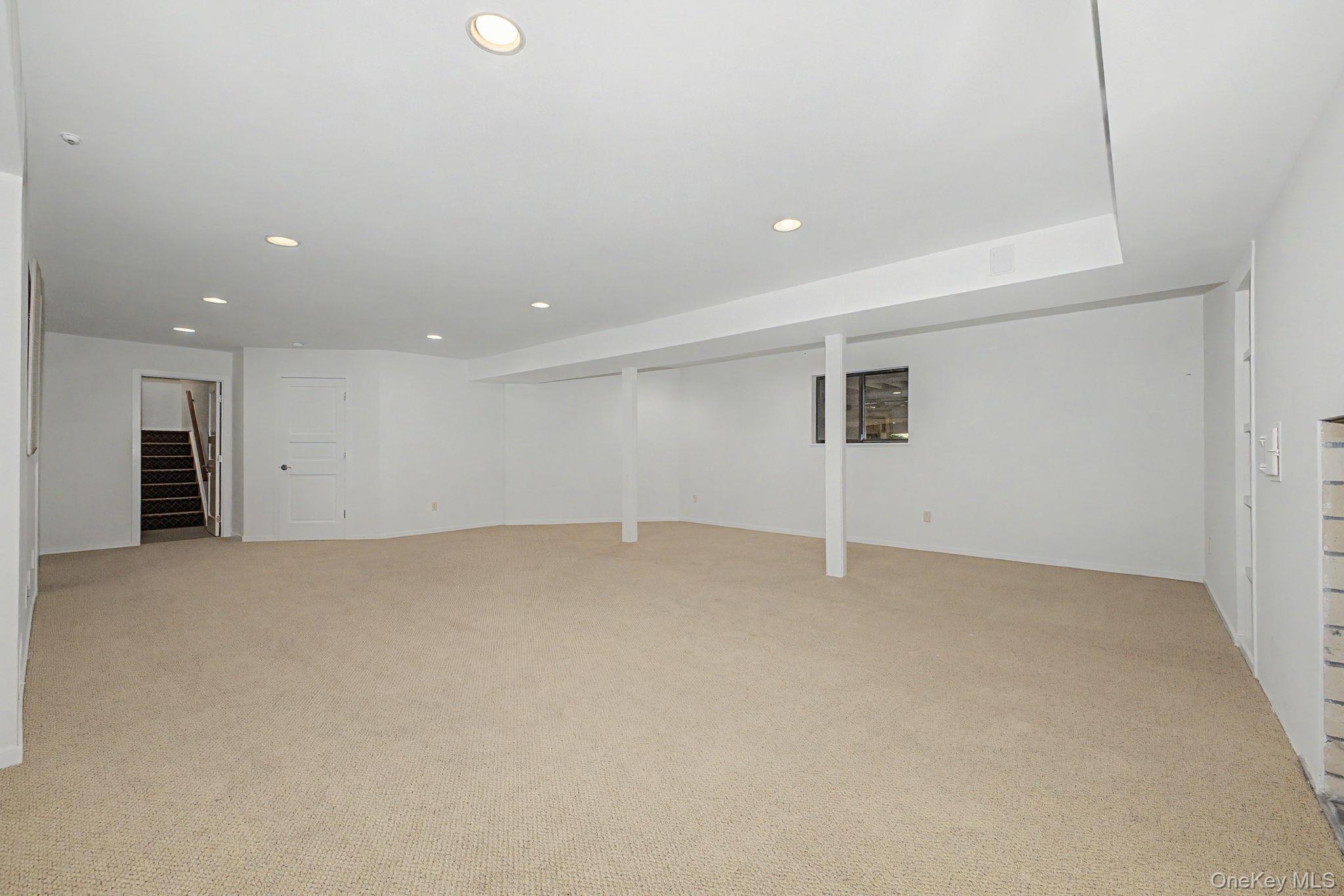 4 Stone Hollow Way – For Sale photo 37