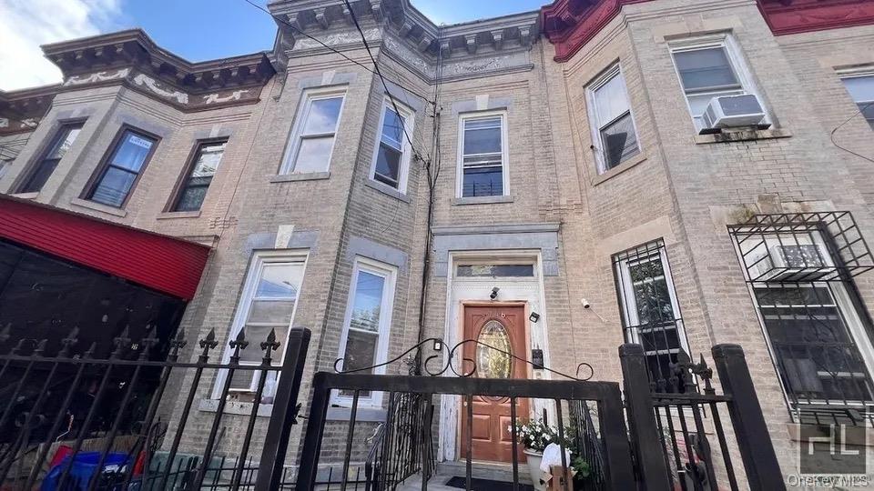 9746 Drew Street – For Rent
