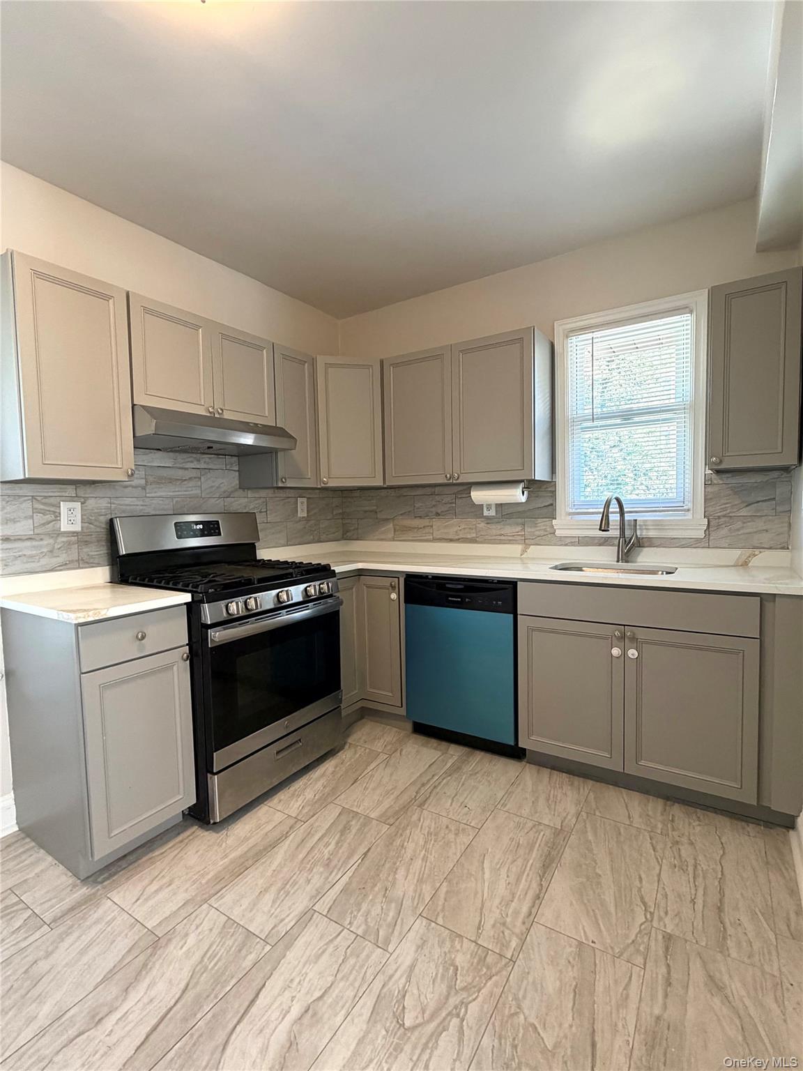 148 Meadow Lane – For Rent photo 2