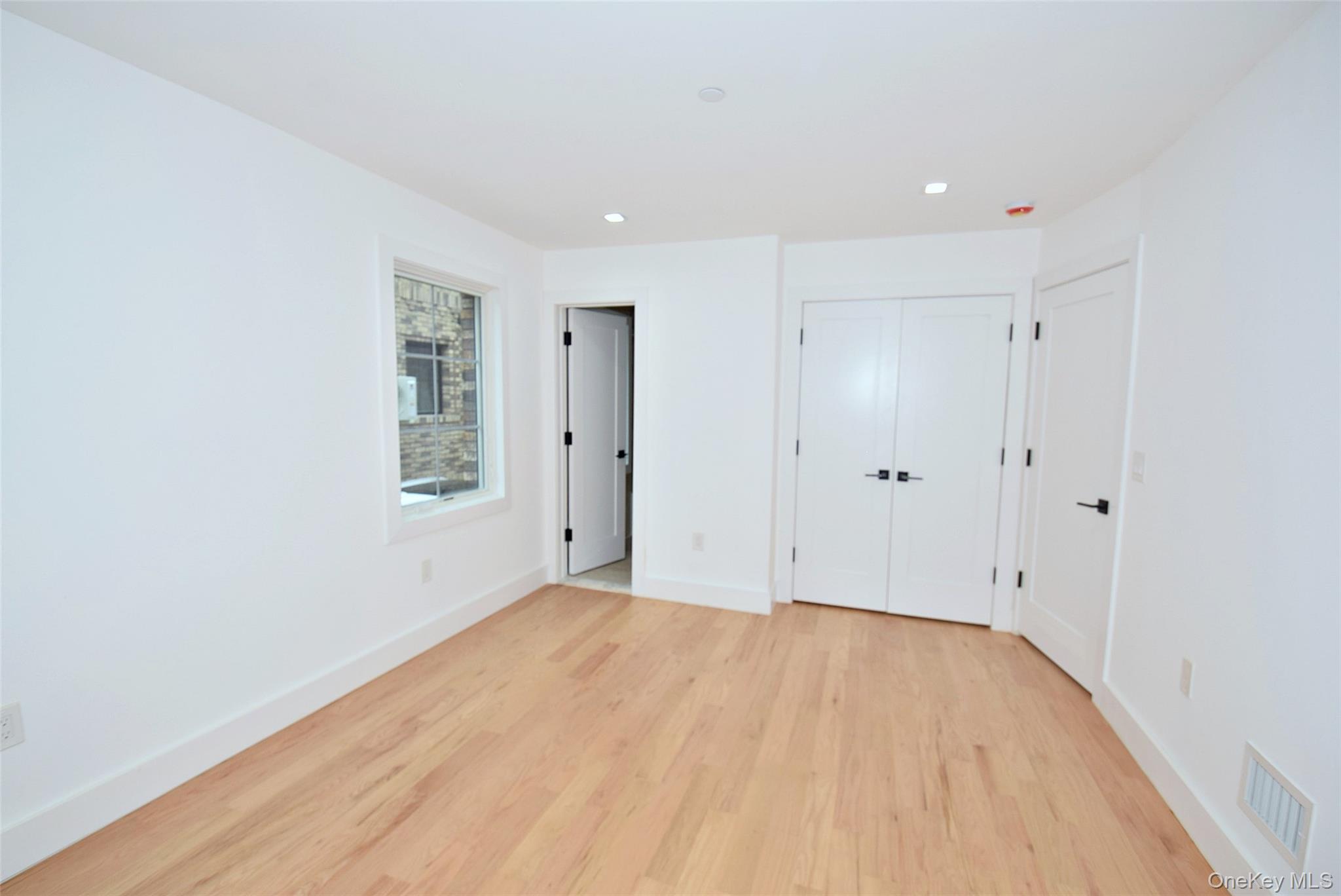 38-36 215st, Unit 1fl photo 10