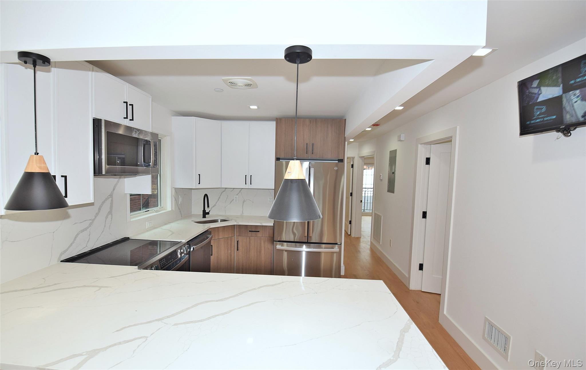 38-36 215st, Unit 1fl photo 7