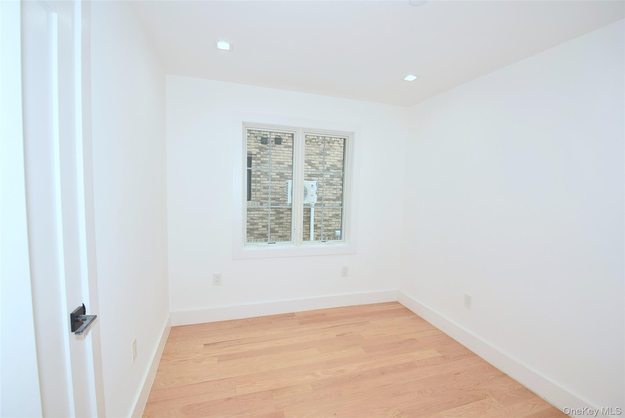 38-36 215st, Unit 1fl photo 9