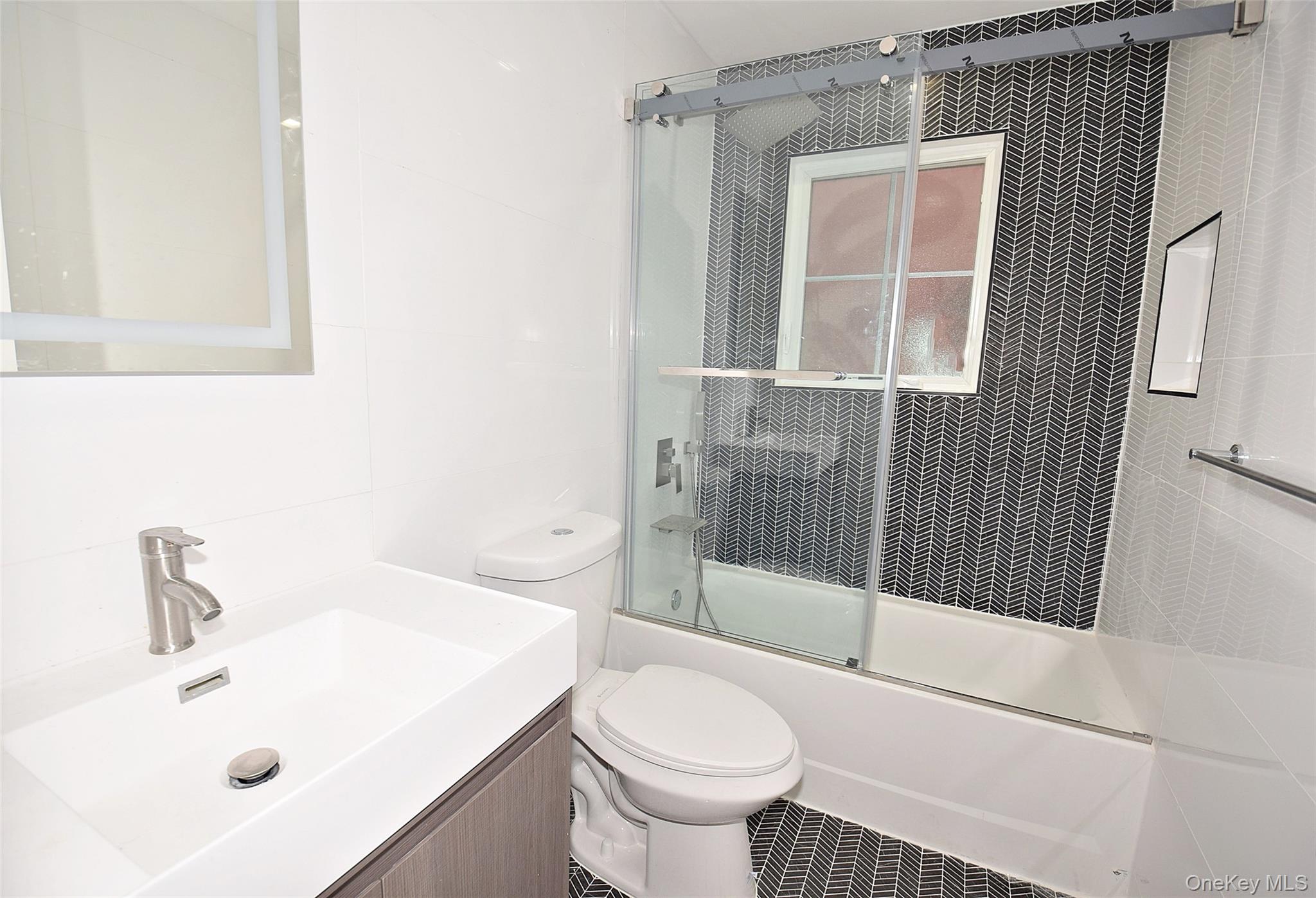 38-36 215st, Unit 1fl photo 8