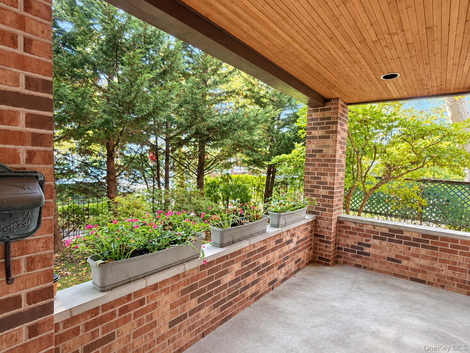 172-03 35 Avenue – For Sale photo 9