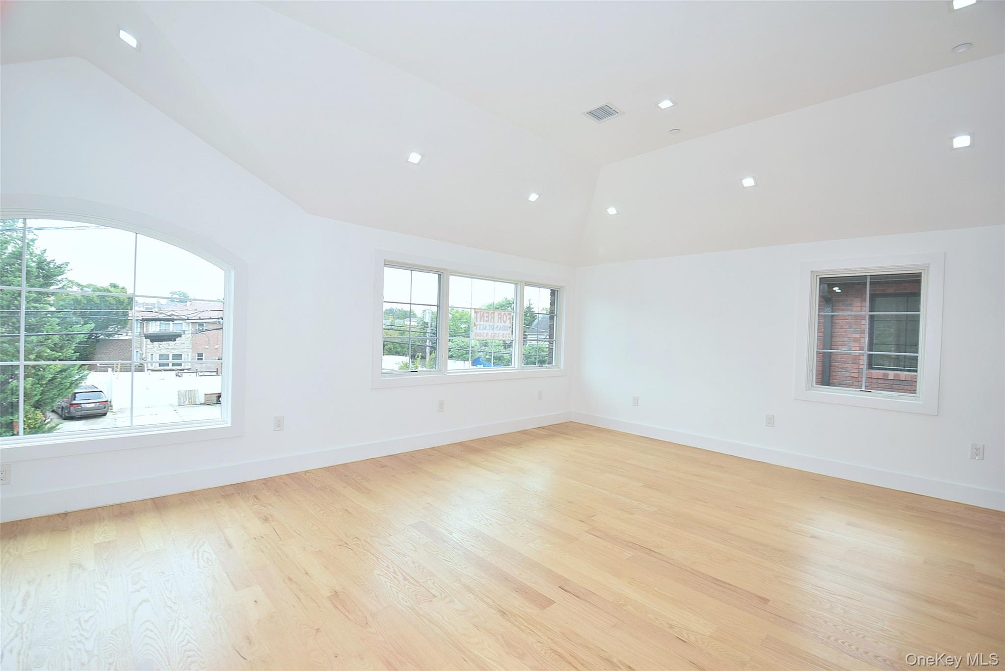 38-36 215st, Unit 2 Fl photo 2