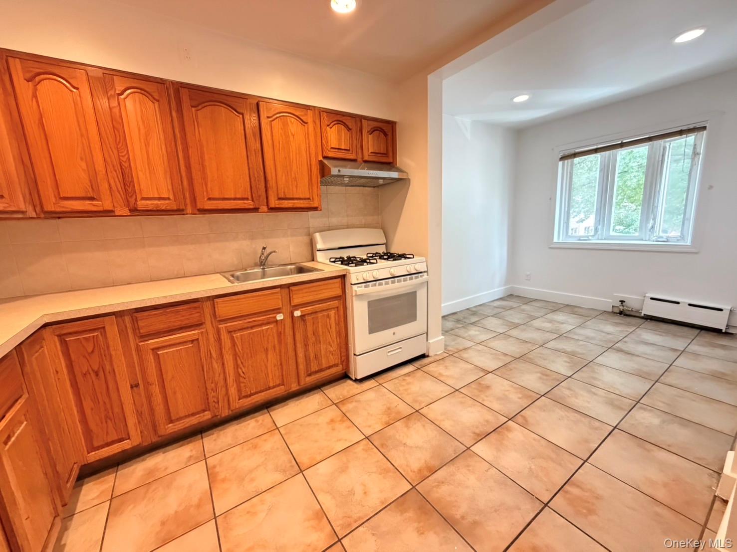 5518 Junction Boulevard – For Sale photo 5