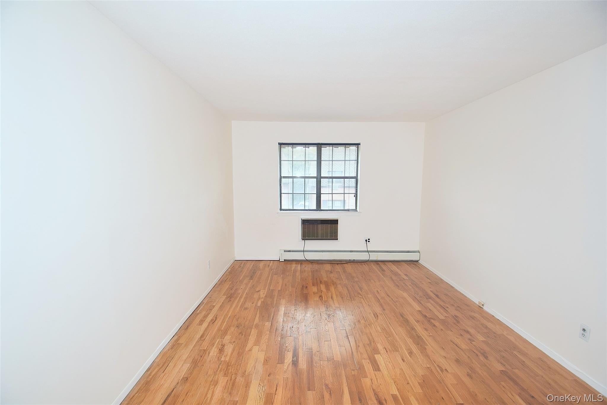 220-47 67 Ave – For Rent photo 17