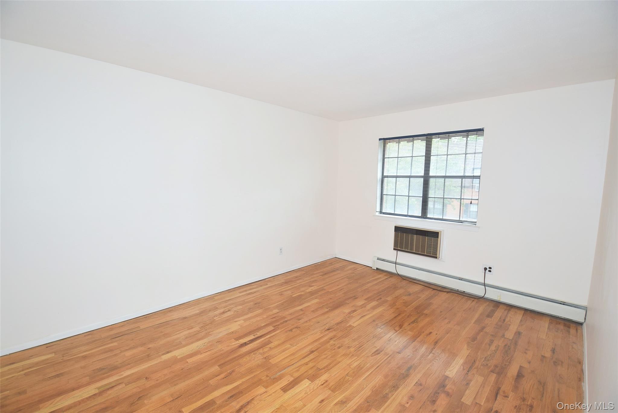 220-47 67 Ave – For Rent photo 12