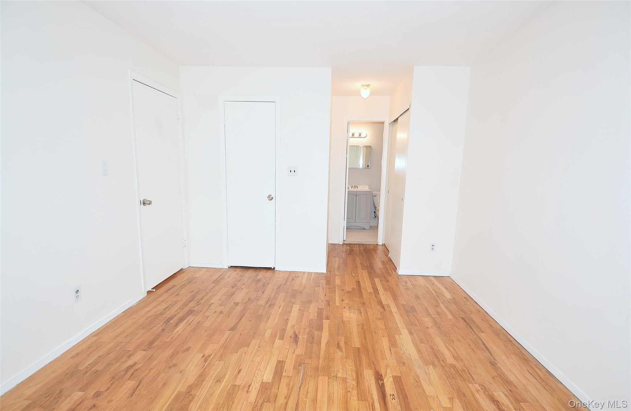 220-47 67 Ave – For Rent photo 13