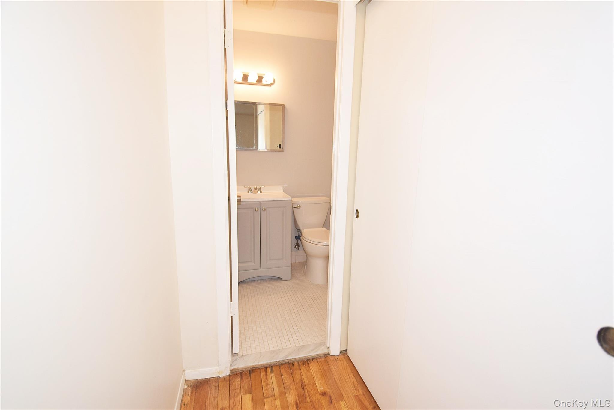 220-47 67 Ave – For Rent photo 14