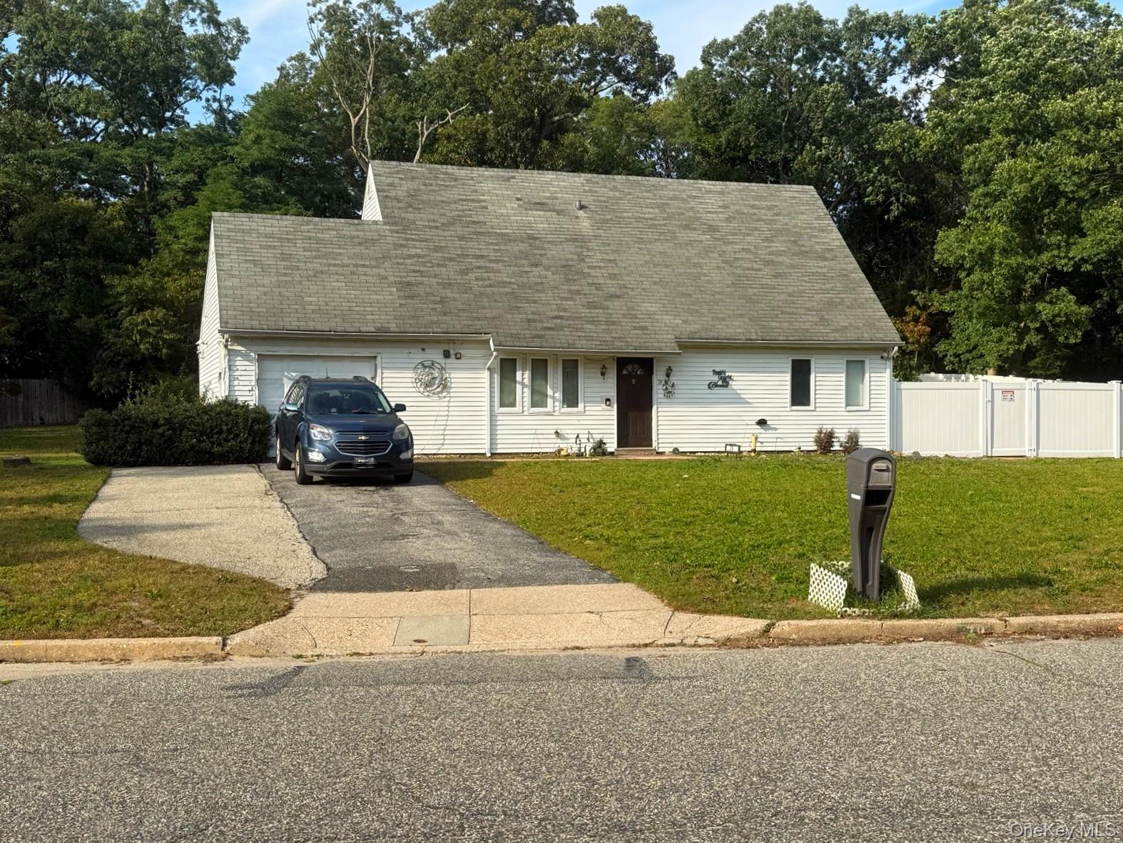 79 Hawkins Path – For Sale