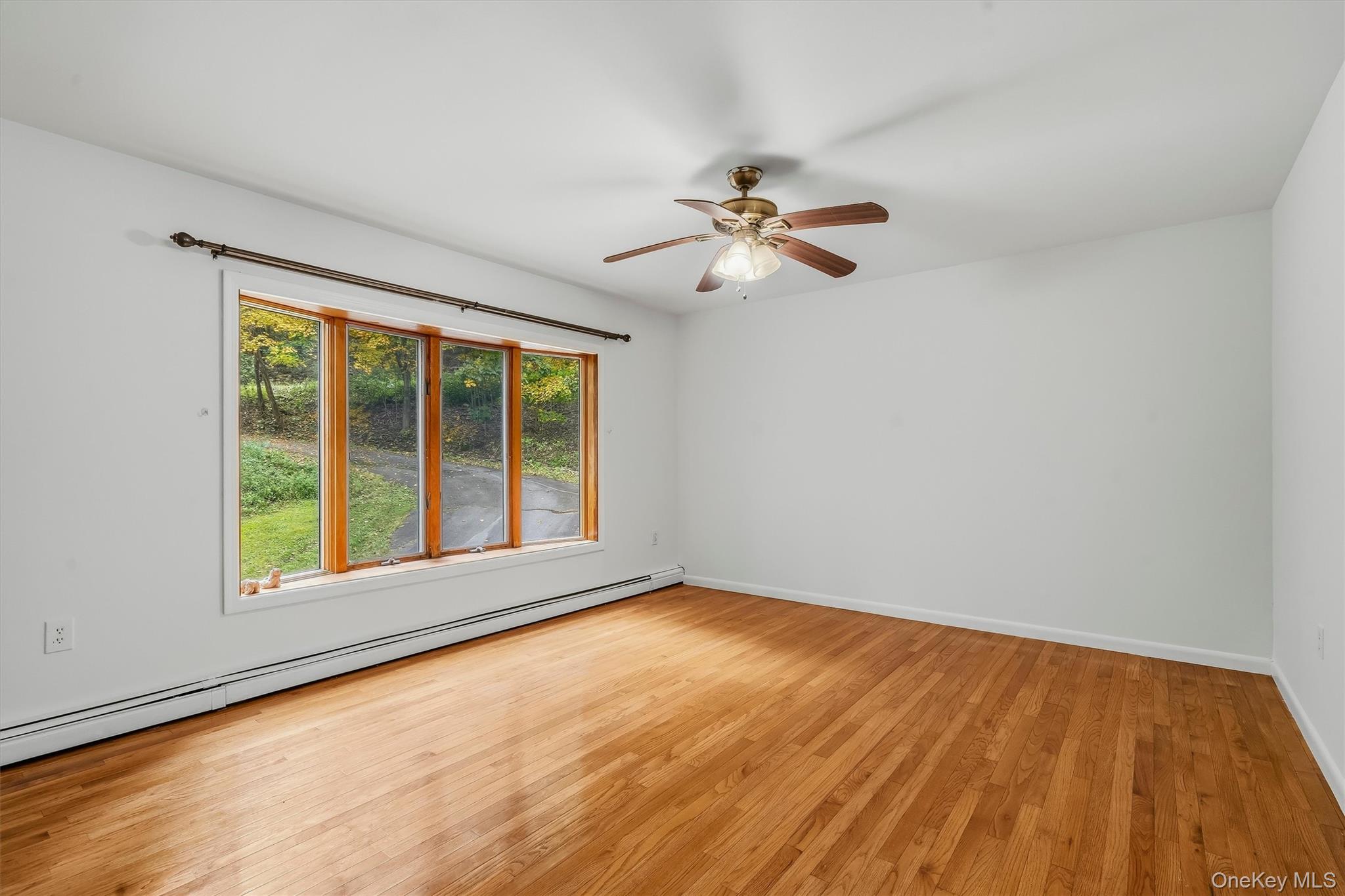 86 Main Street – For Sale photo 3