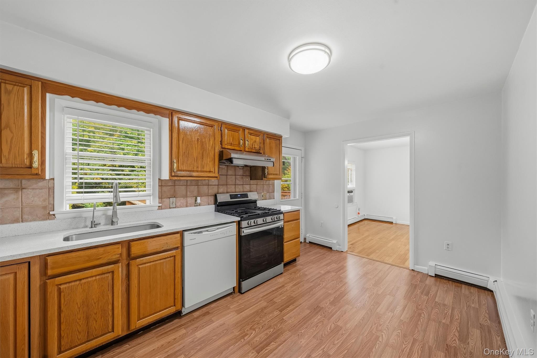 86 Main Street – For Sale photo 6
