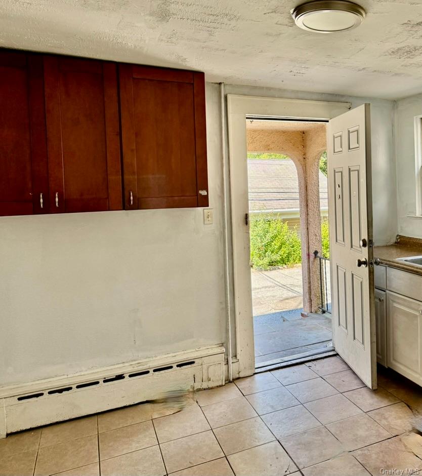 74 Yale Avenue – For Rent photo 4