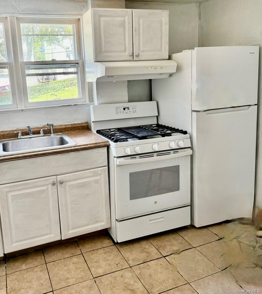 74 Yale Avenue – For Rent photo 5