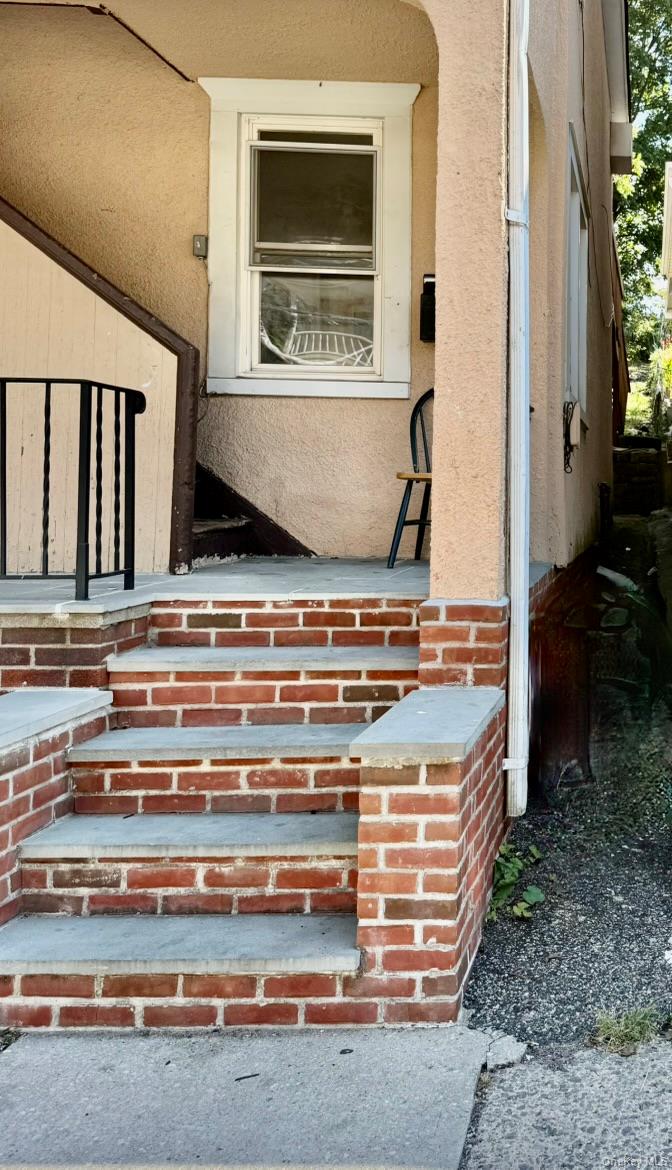 74 Yale Avenue – For Rent photo 3
