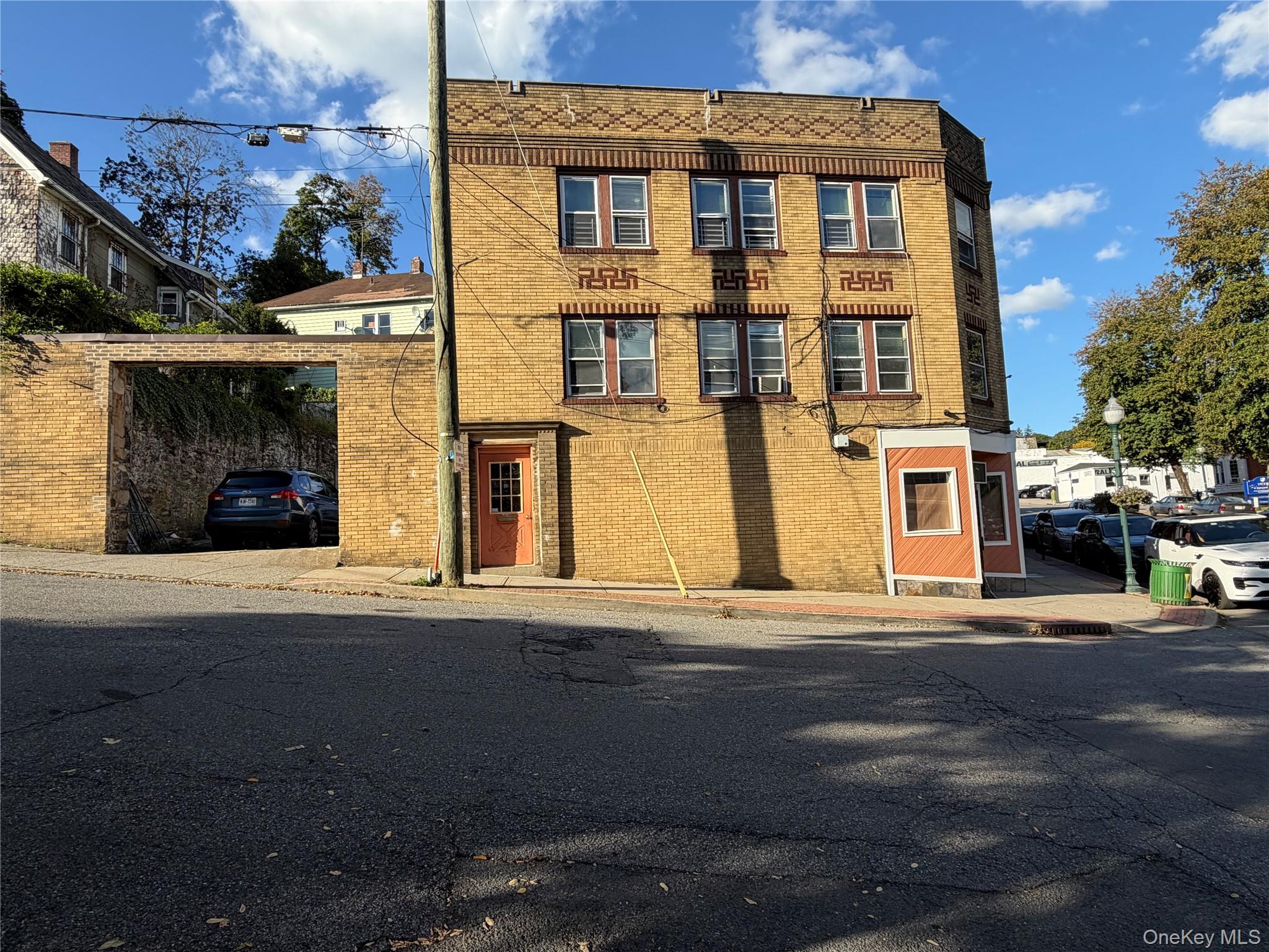 158 N Division Street, Unit 3S