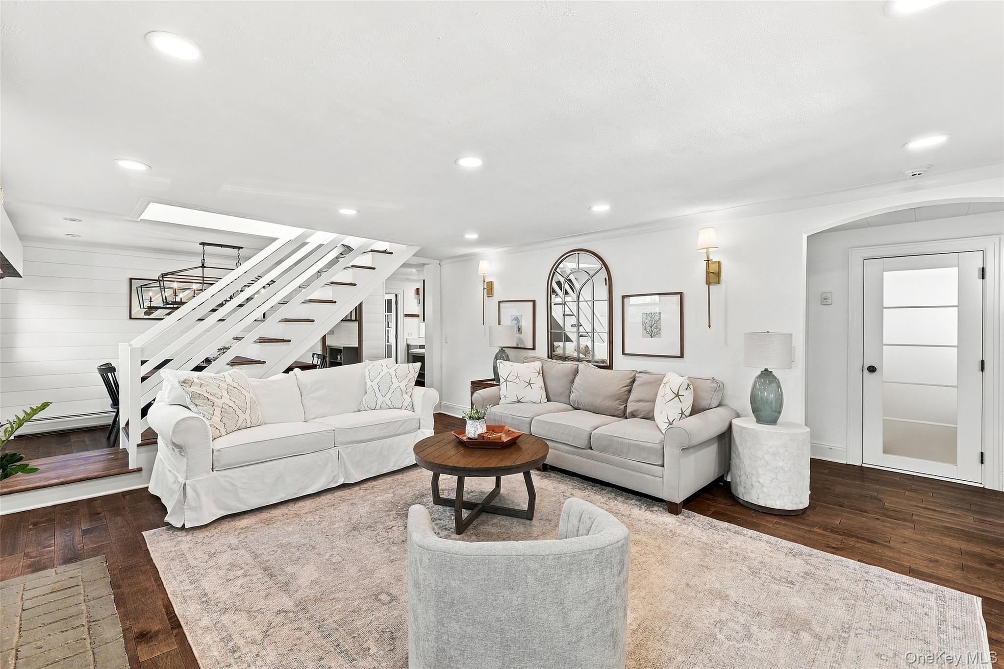 3 Garden Drive – For Sale photo 4