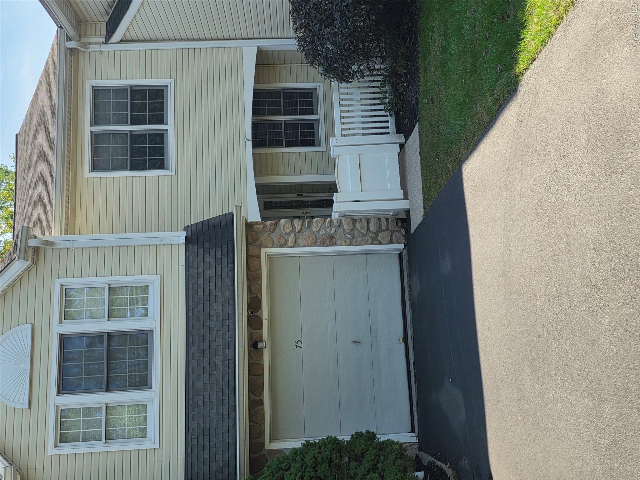 75 Spruce Ridge Drive – For Rent
